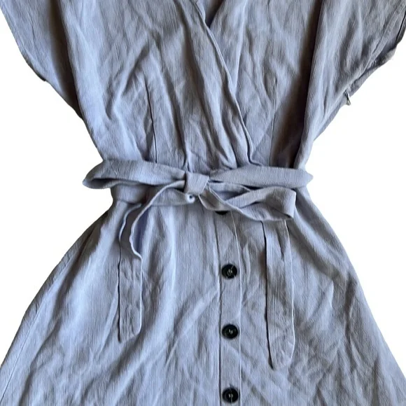 Sadie & Sage Women's Surplice Dress Color: Slate/Light Purple/Gray Size Small - Picture 7 of 11